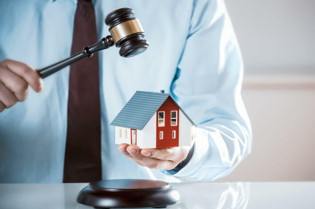 Can Property Managers Trust Toronto Locksmith Services? 39053224 L 1024x682